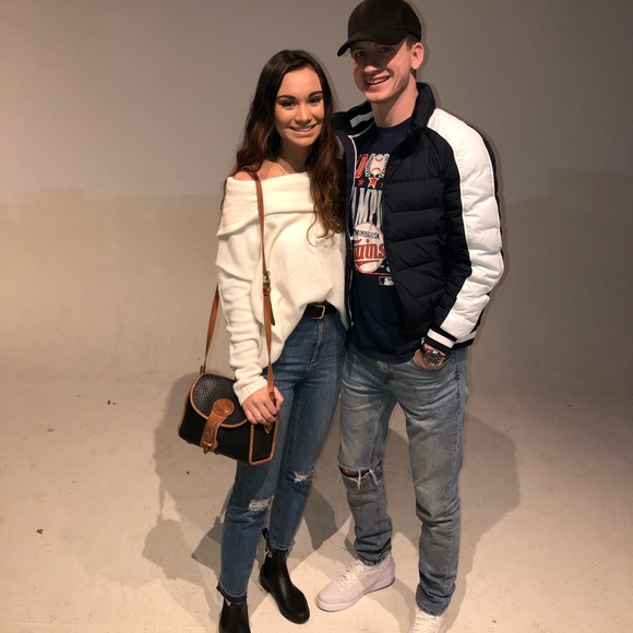 Meet your Posher, Jonathan - Picture 1 of 1